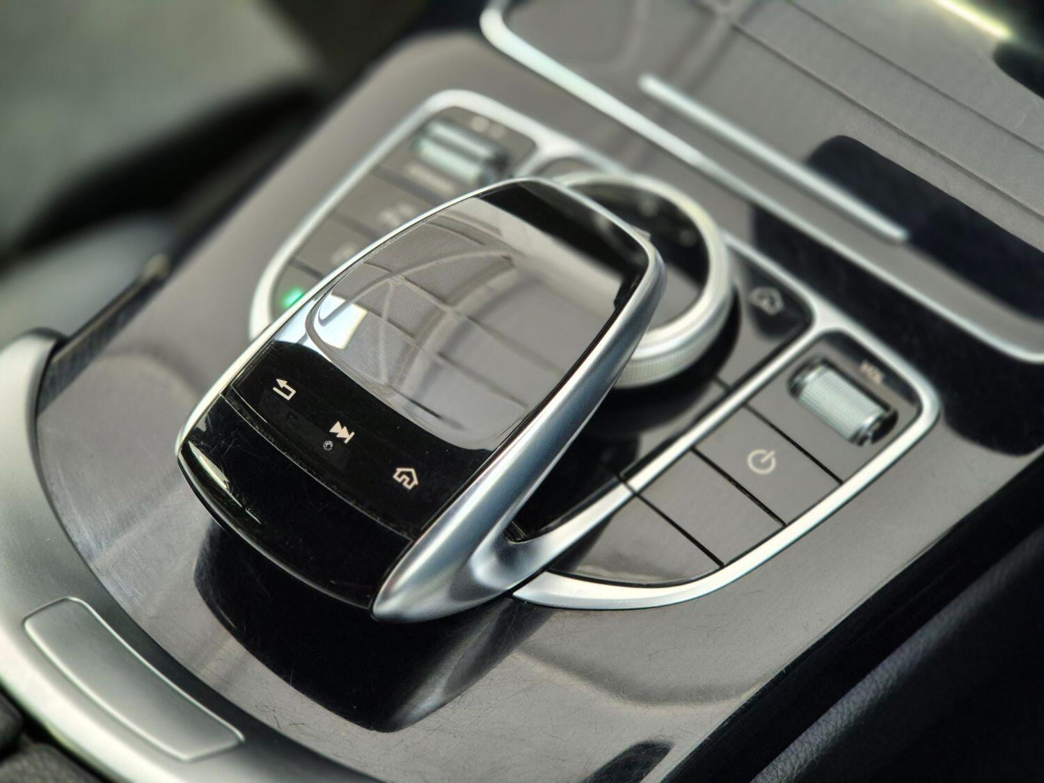 Used Mercedes-Benz C Class 2019 for sale - 76840576: Photo 23