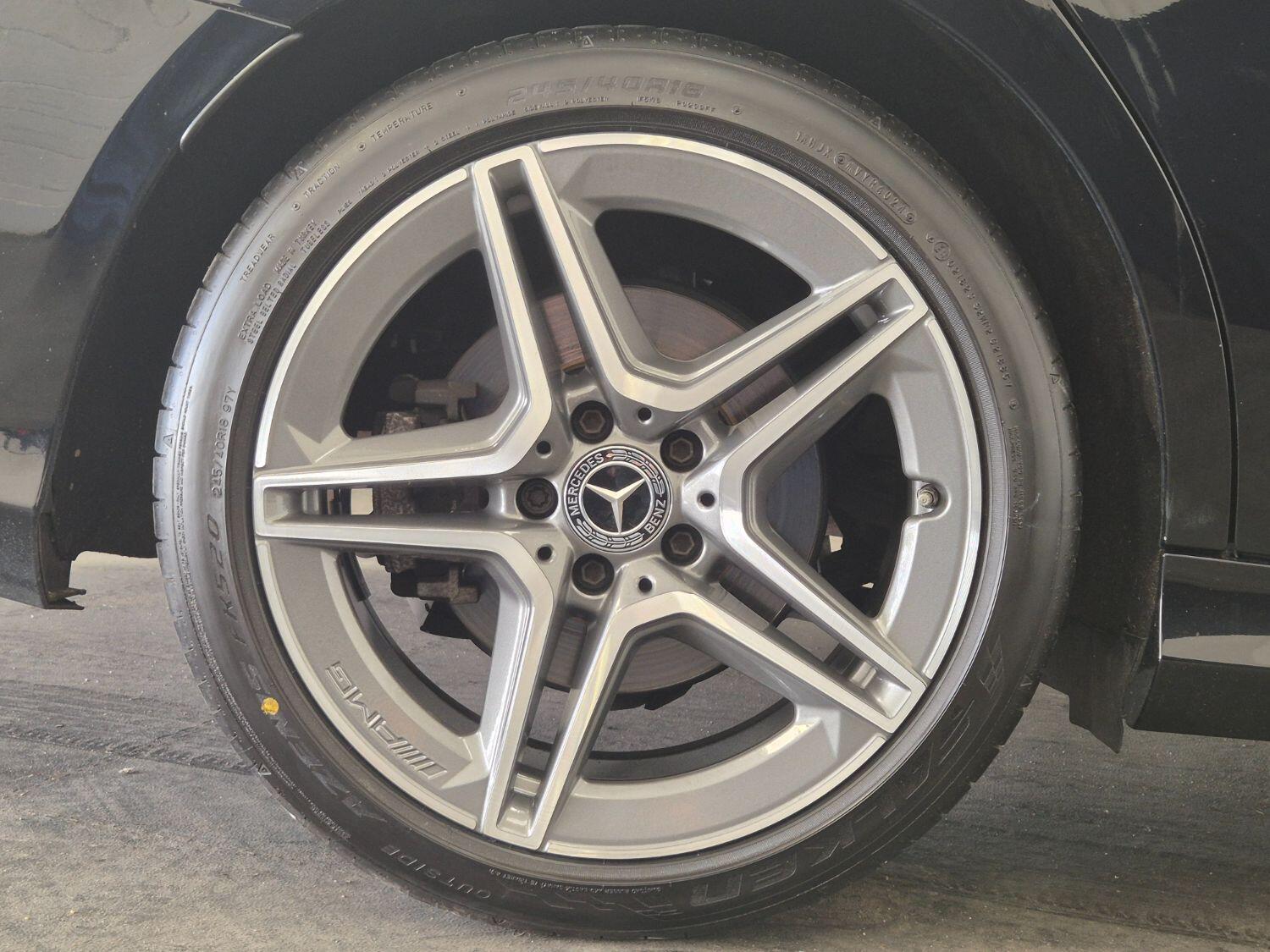 Used Mercedes-Benz C Class 2019 for sale - 76840576: Photo 32