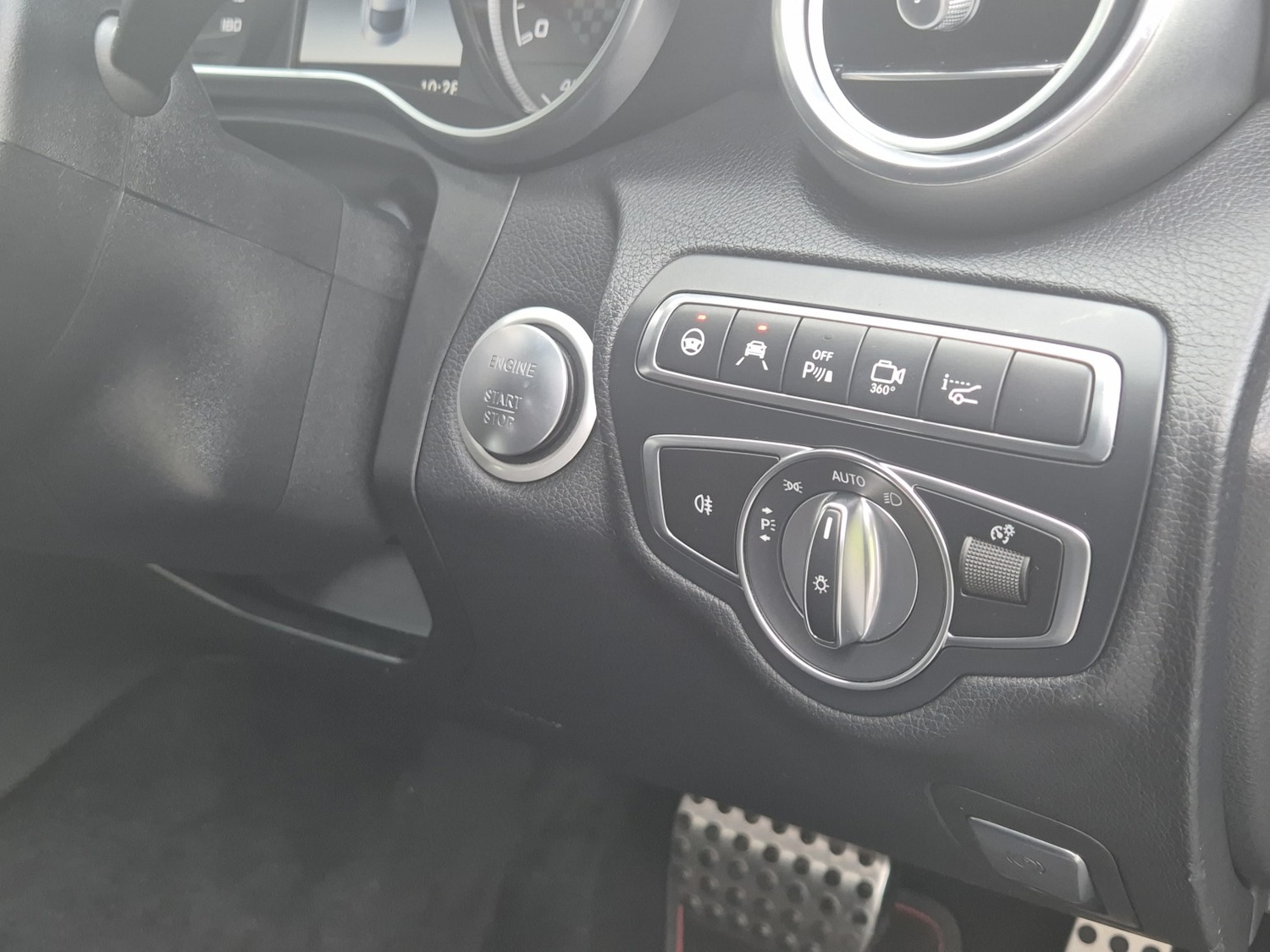 Used Mercedes-Benz C Class 2018 for sale - 78098187: Photo 10