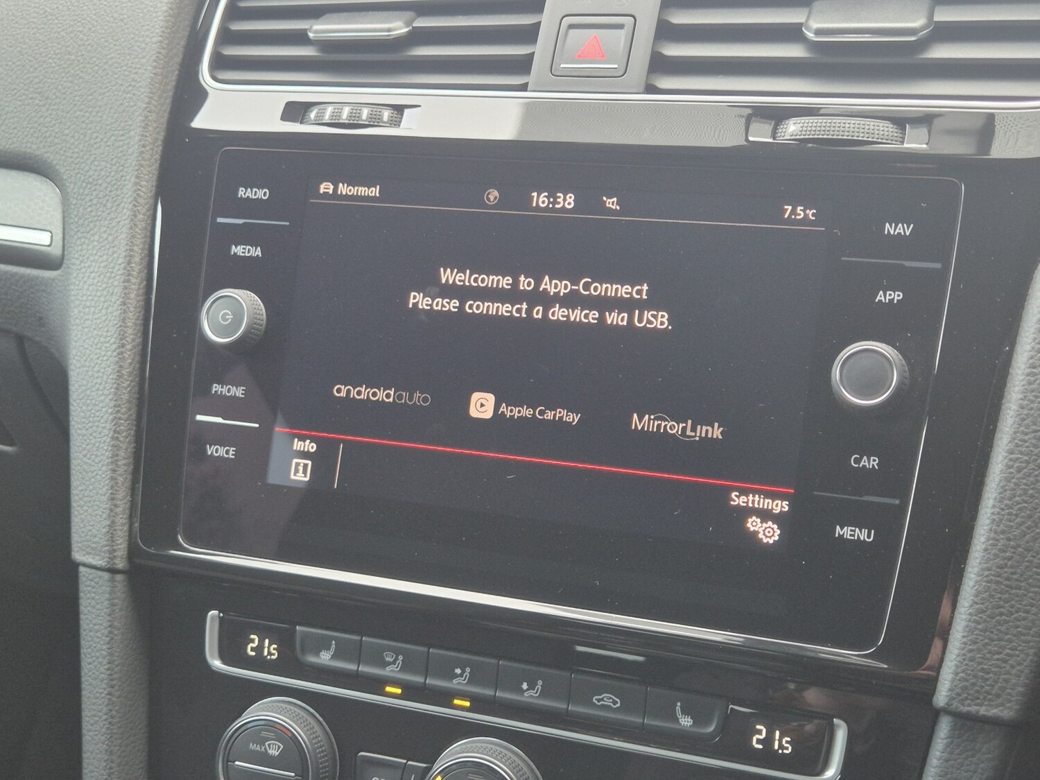 Used Volkswagen Golf 2018 for sale - 77906445: Photo 18