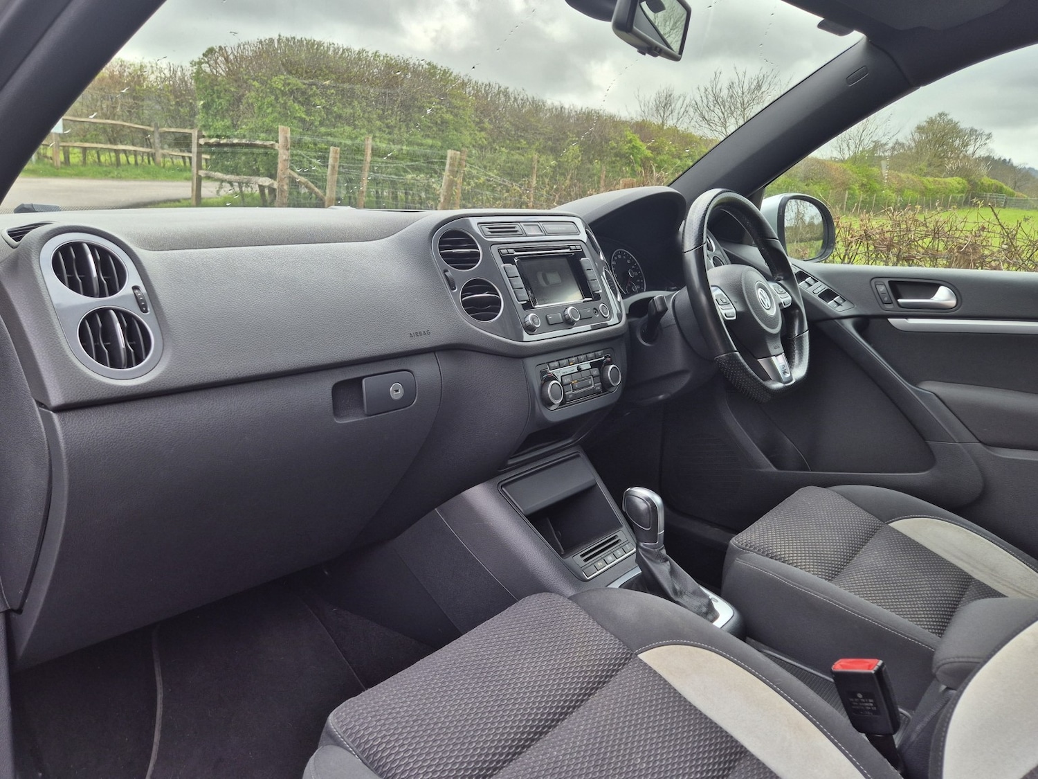 Used Volkswagen Tiguan 2015 for sale - 78134950: Photo 3