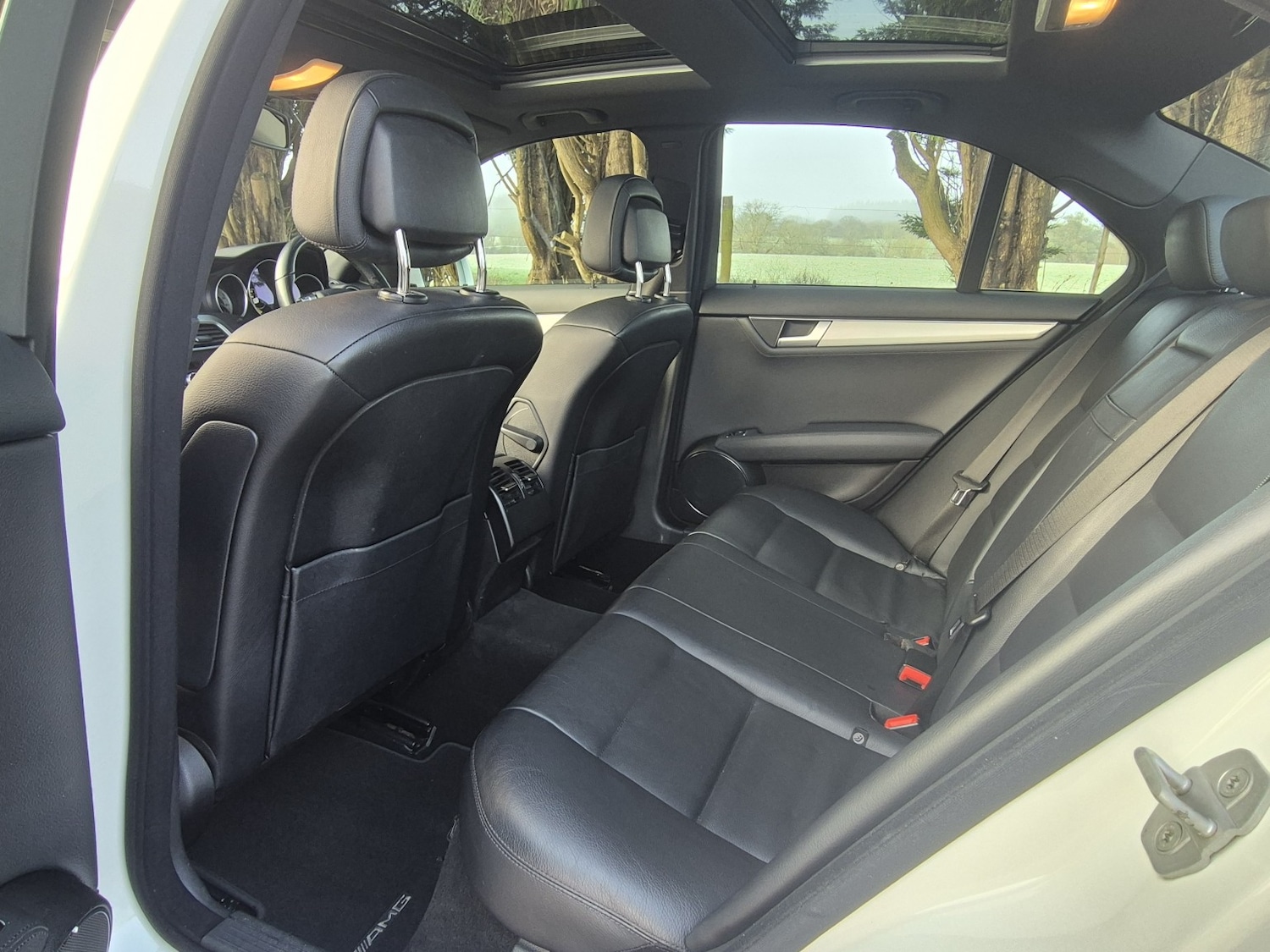 Used Mercedes-Benz C Class 2011 for sale - 77403664: Photo 14