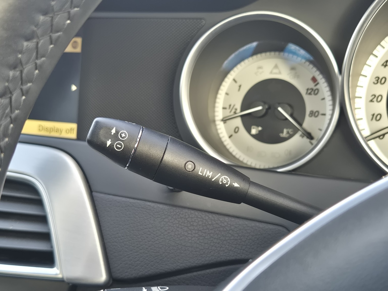 Used Mercedes-Benz C Class 2011 for sale - 77403664: Photo 25