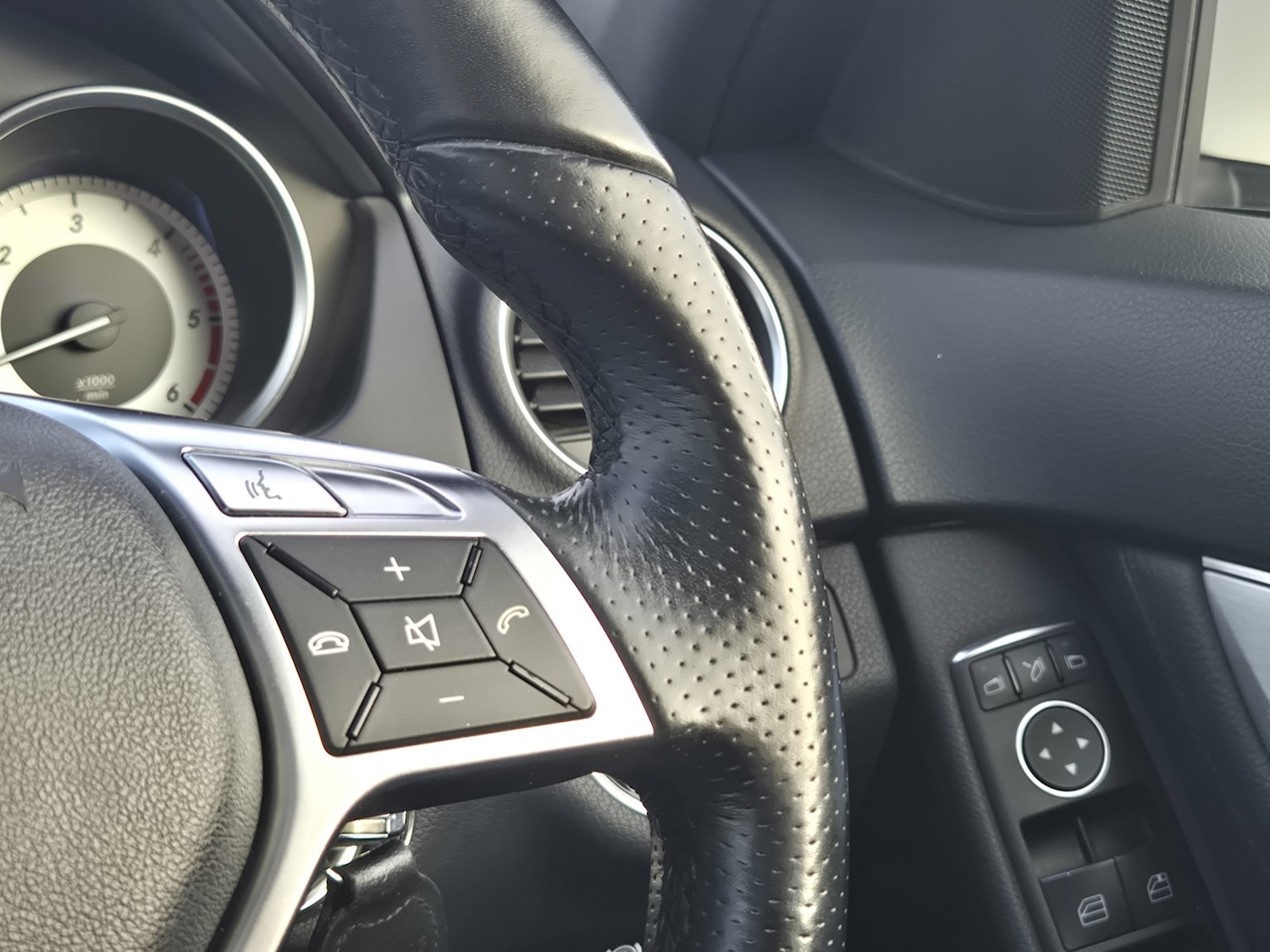 Used Mercedes-Benz C Class 2011 for sale - 77403664: Photo 27