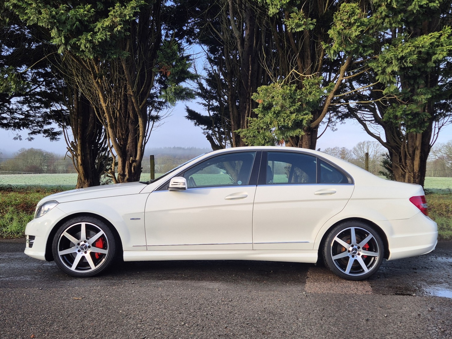 Used Mercedes-Benz C Class 2011 for sale - 77403664: Photo 4