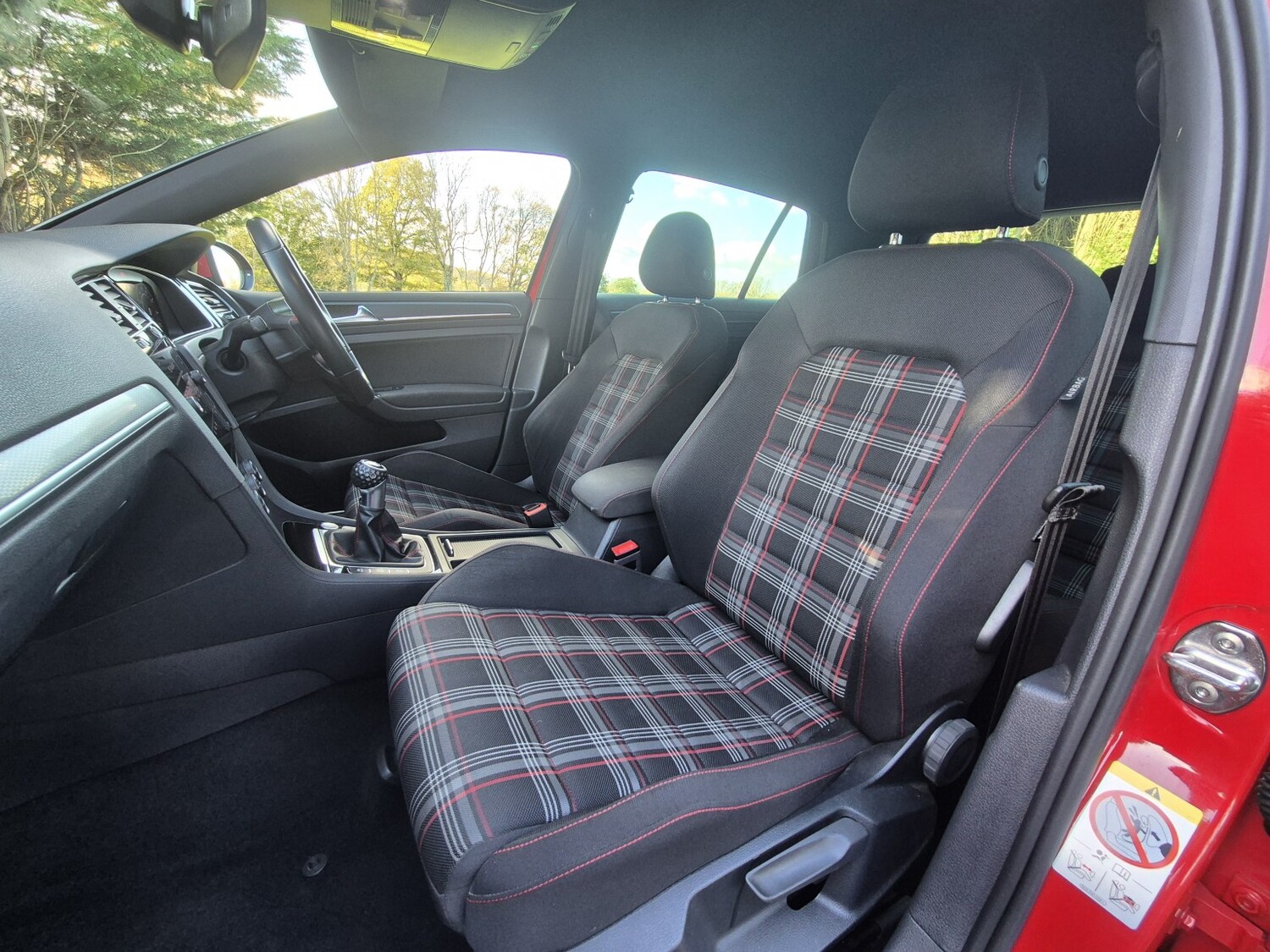 Used Volkswagen Golf 2019 for sale - 76840570: Photo 28