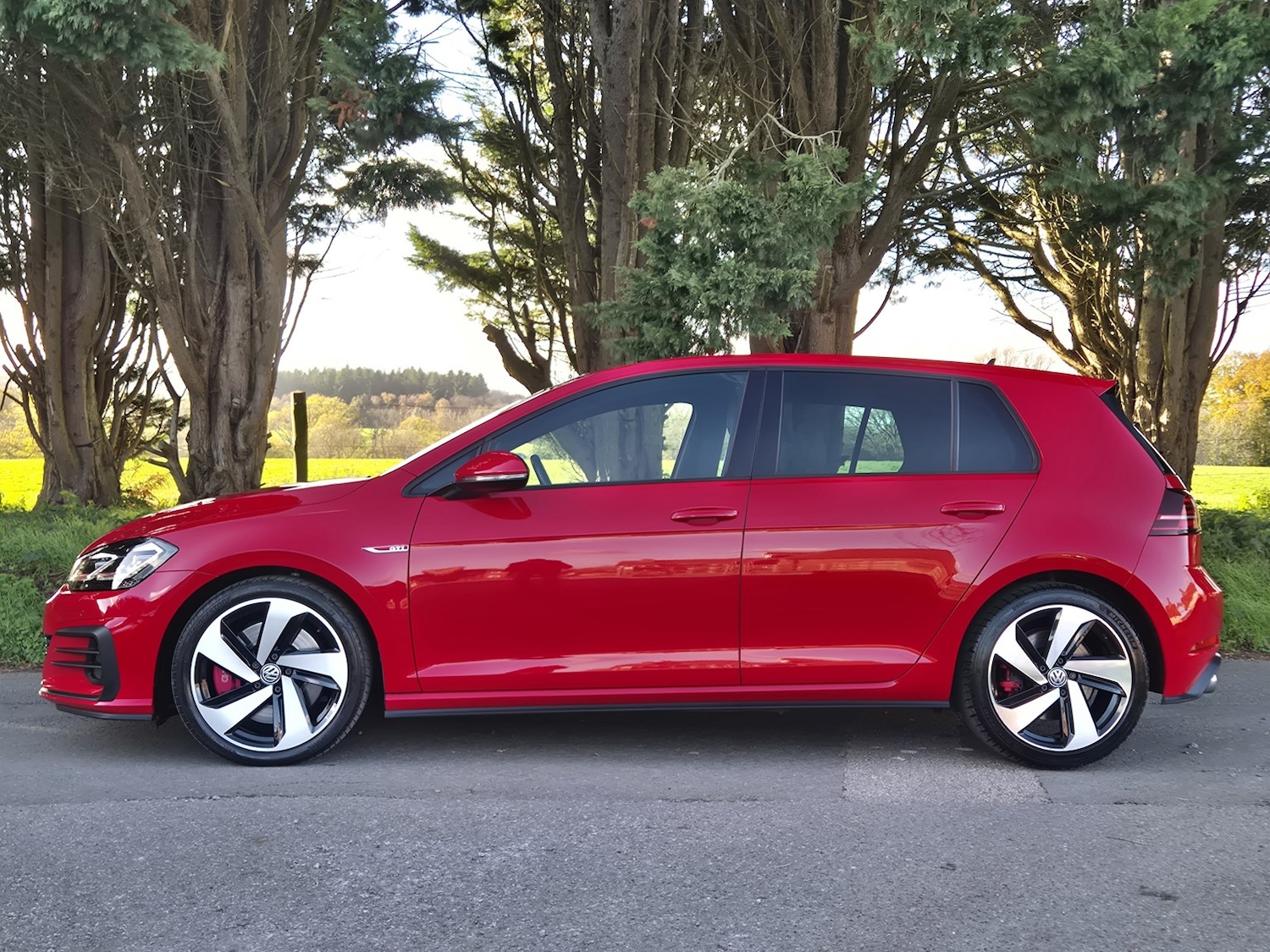 Used Volkswagen Golf 2019 for sale - 76840570: Photo 4