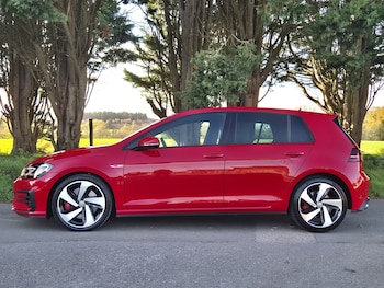 Used Volkswagen Golf 2019 for sale - 76840570: Photo