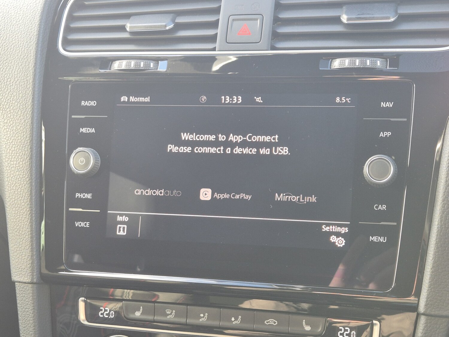 Used Volkswagen Golf 2019 for sale - 76840570: Photo 9