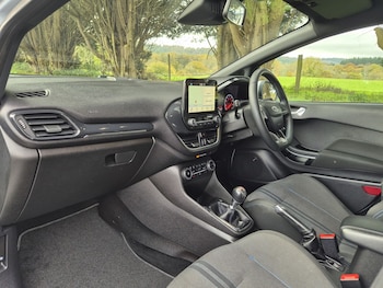 Used Ford Fiesta 2019 for sale - 76840577: Photo