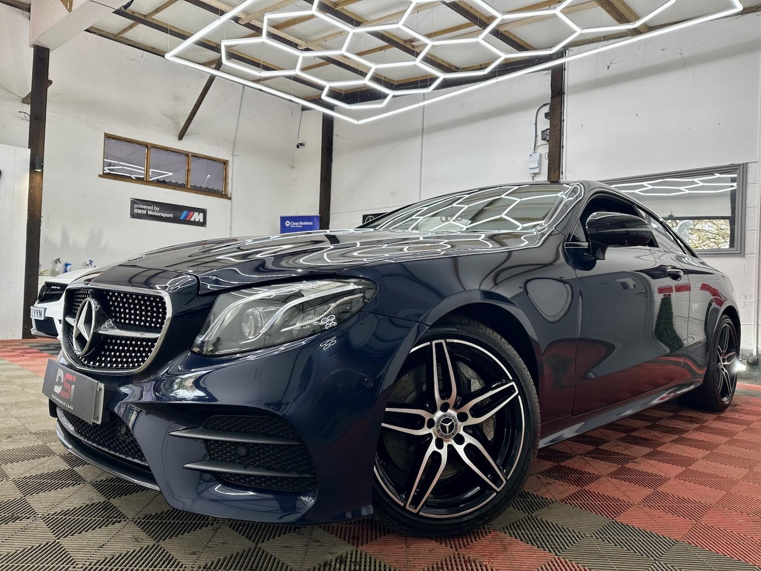 Used Mercedes-Benz E Class 2017 for sale - 77669444: Photo 3