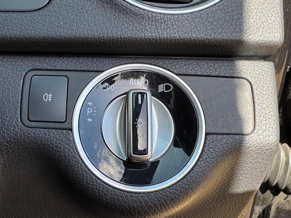 Used Mercedes-Benz C Class 2014 for sale - 76273139: Photo 31