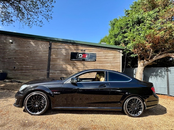 Used Mercedes-Benz C Class 2014 for sale - 76273139: Photo 7