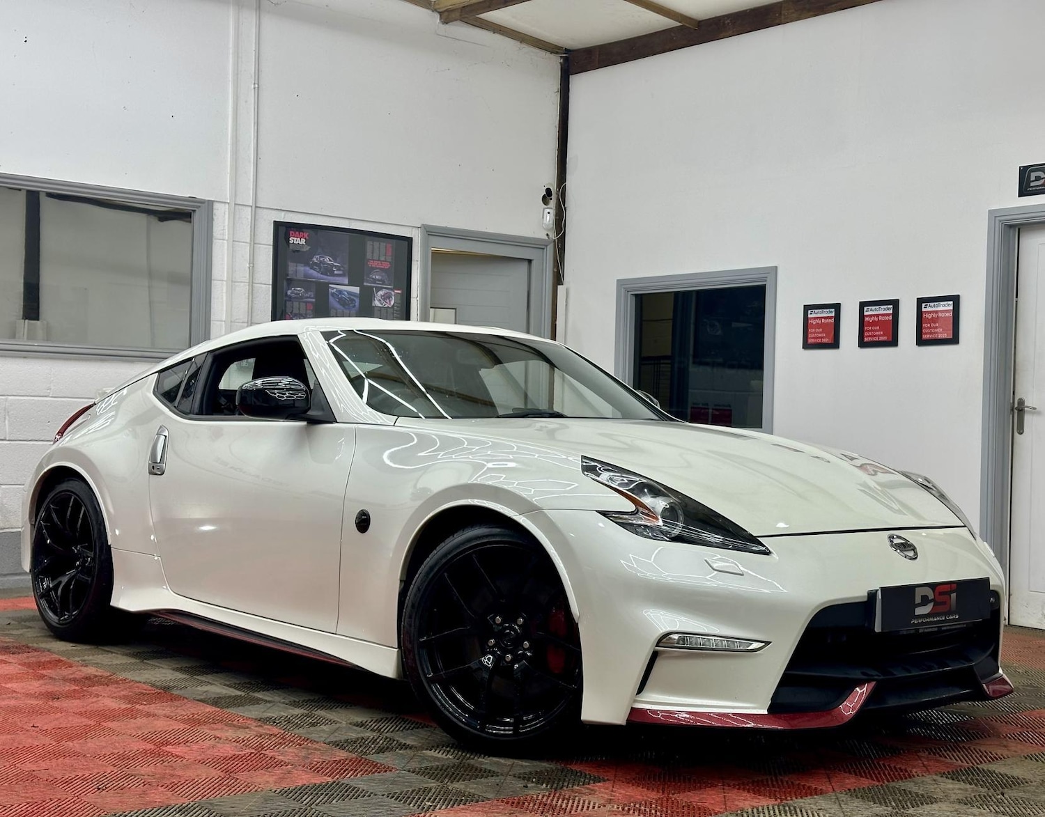 Used Nissan 370 Z 2015 for sale - 77277684: Photo 1