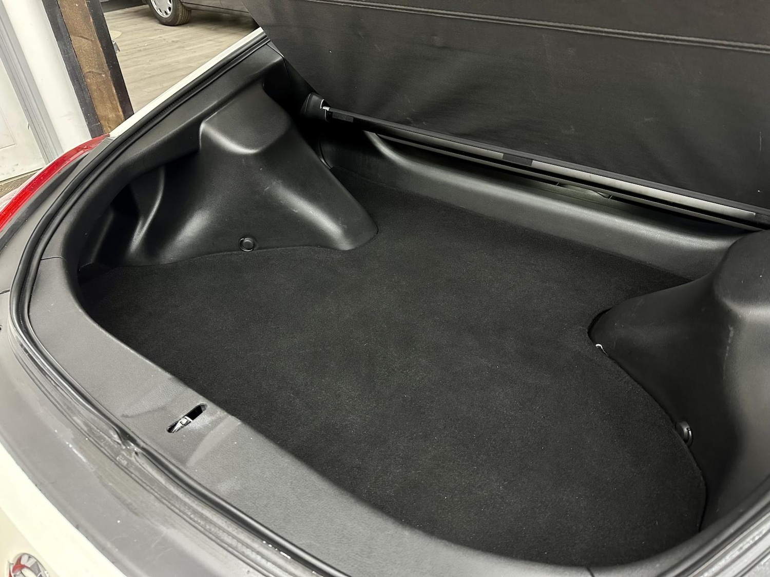 Used Nissan 370 Z 2015 for sale - 77277684: Photo 19