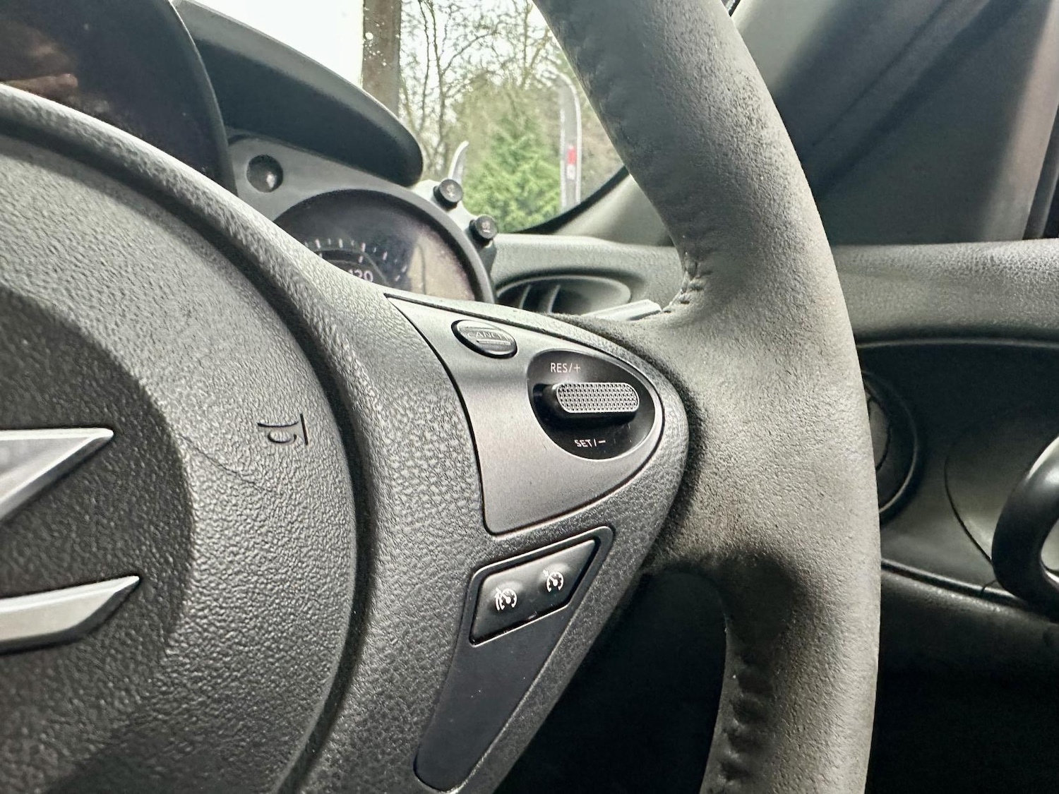 Used Nissan 370 Z 2015 for sale - 77277684: Photo 39