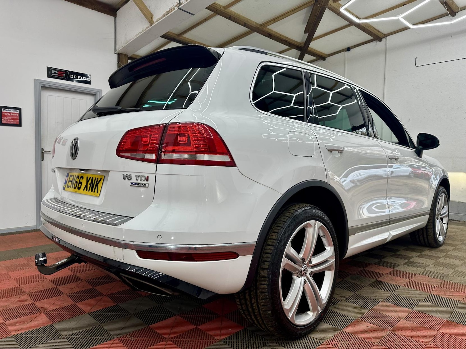 Used Volkswagen Touareg 2017 for sale - 77736216: Photo 13