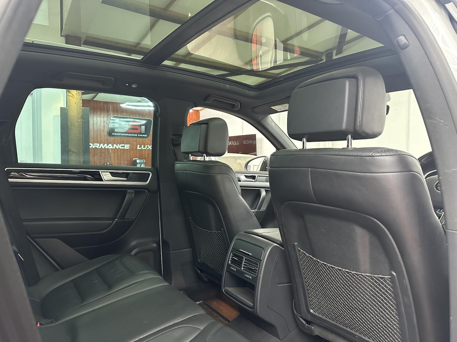 Used Volkswagen Touareg 2017 for sale - 77736216: Photo 25