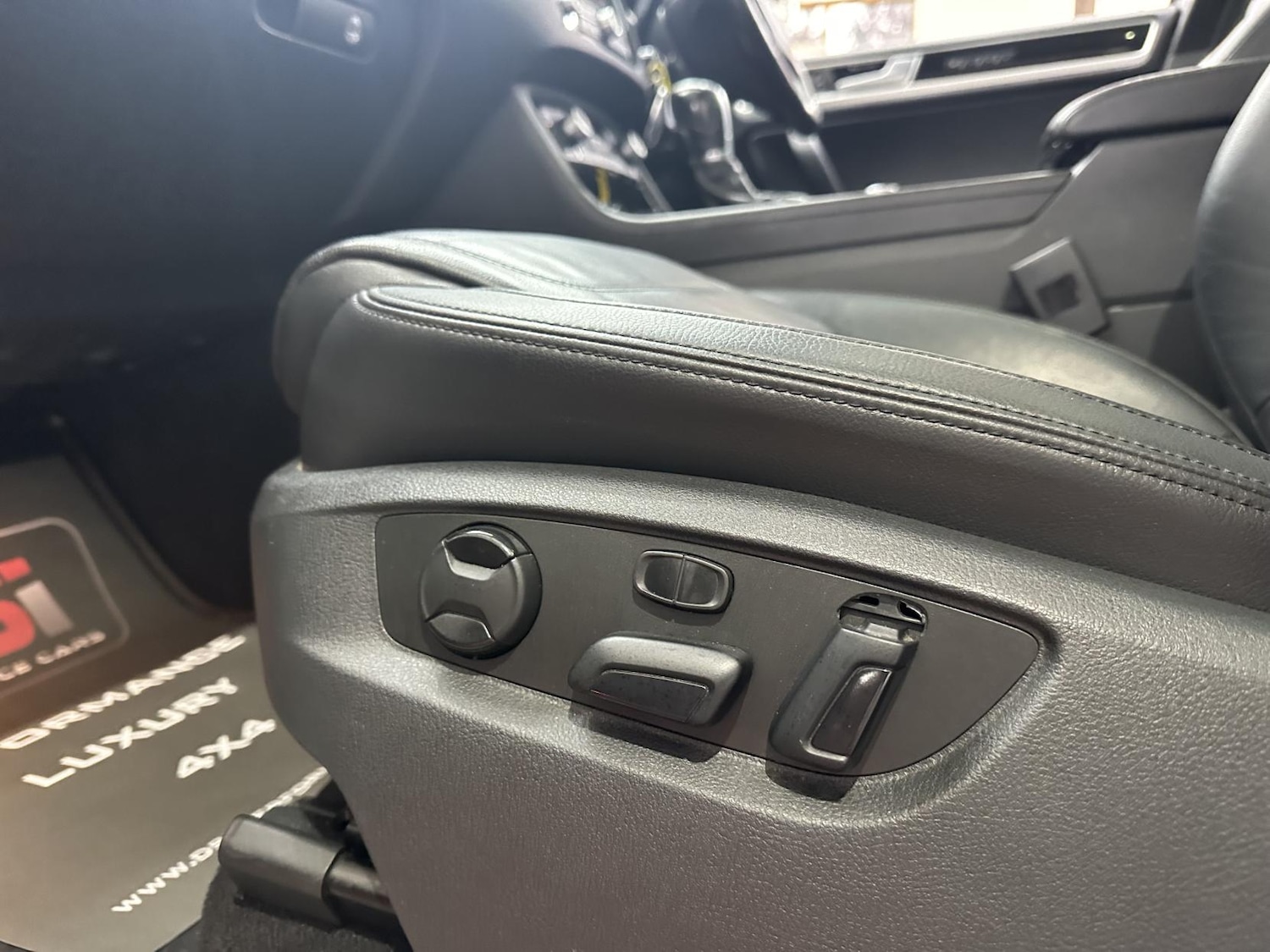 Used Volkswagen Touareg 2017 for sale - 77736216: Photo 30