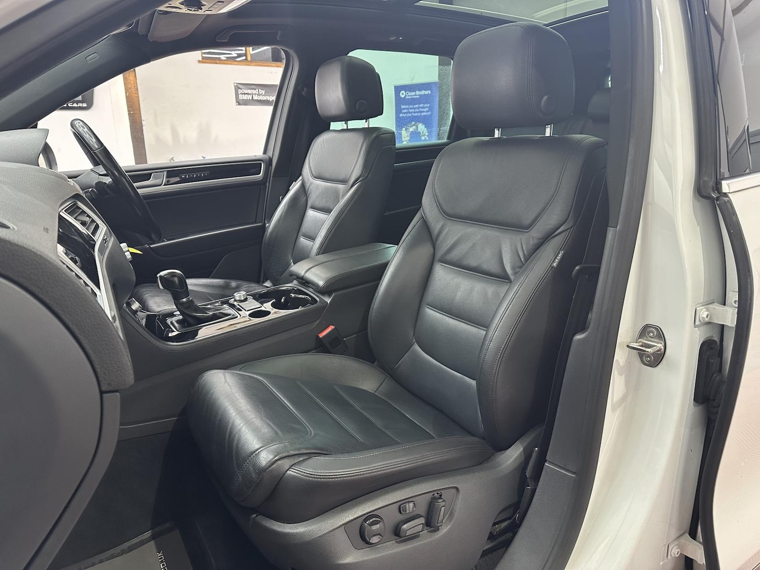 Used Volkswagen Touareg 2017 for sale - 77736216: Photo 35