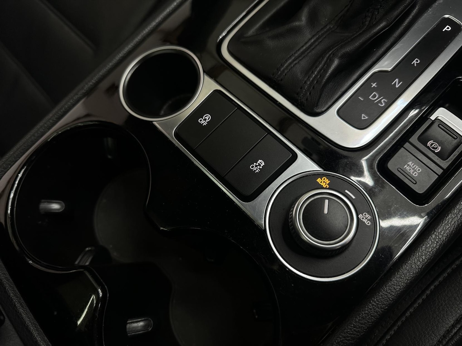 Used Volkswagen Touareg 2017 for sale - 77736216: Photo 42