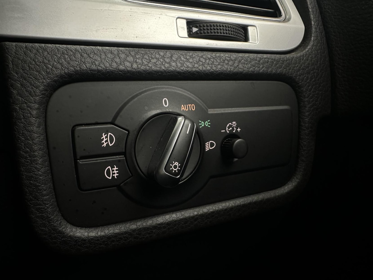 Used Volkswagen Touareg 2017 for sale - 77736216: Photo 44