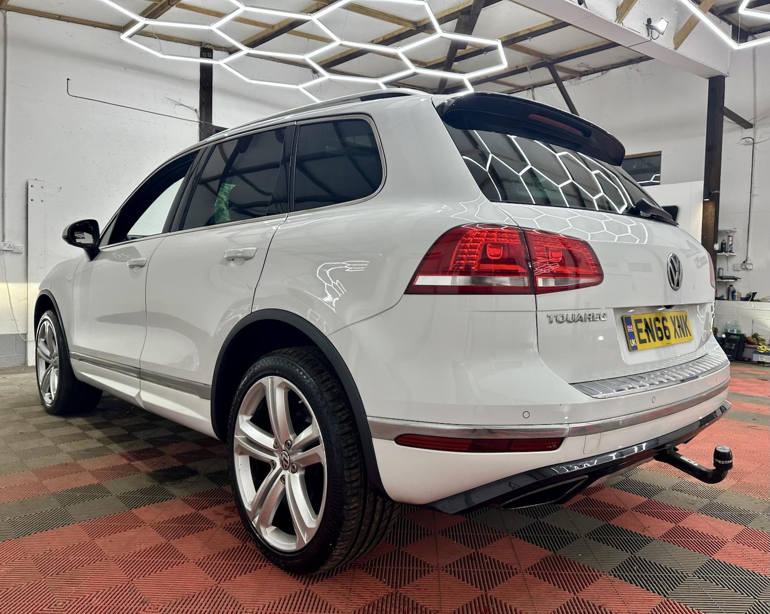 Used Volkswagen Touareg 2017 for sale - 77736216: Photo 8