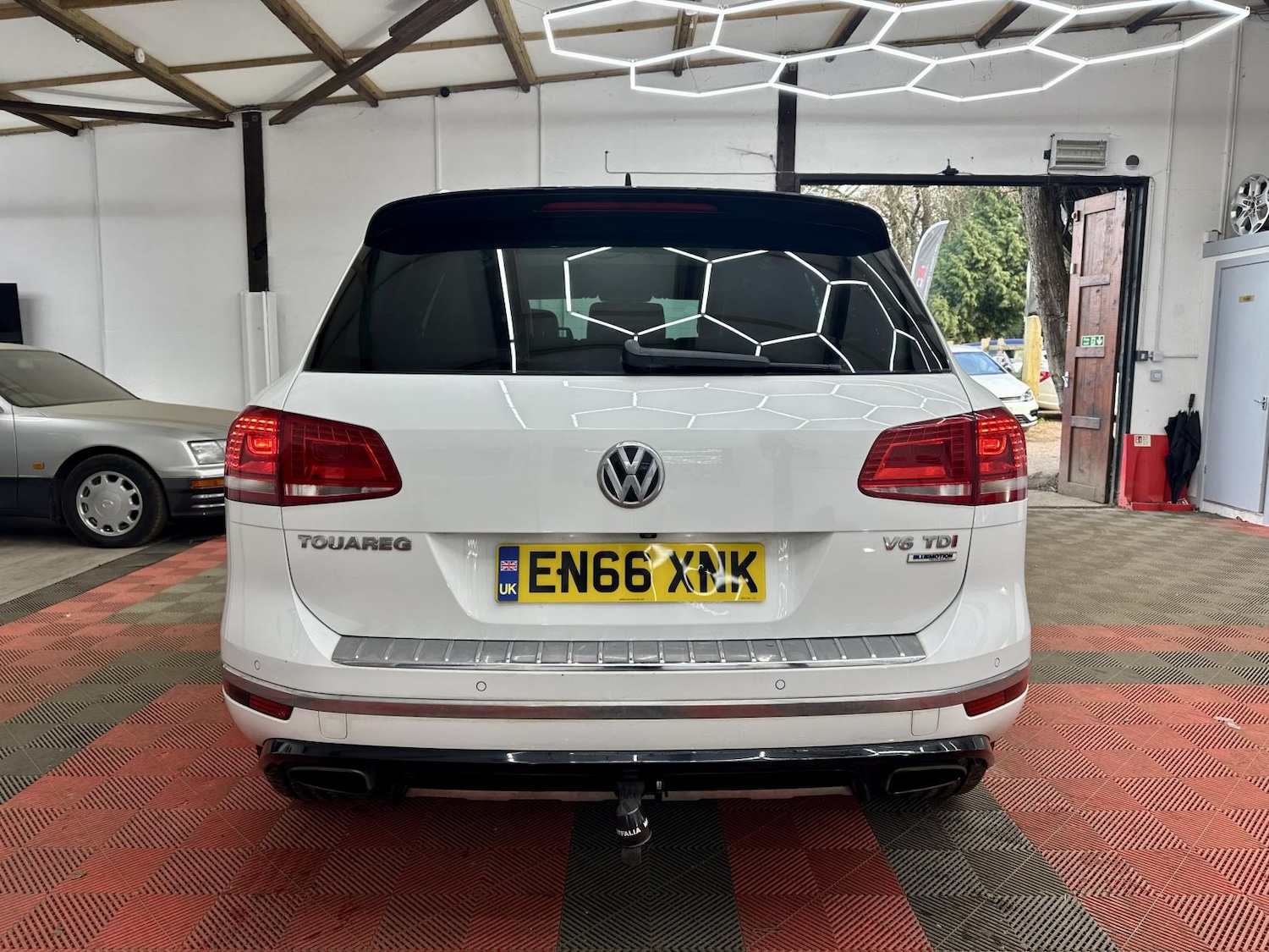 Used Volkswagen Touareg 2017 for sale - 77736216: Photo 9