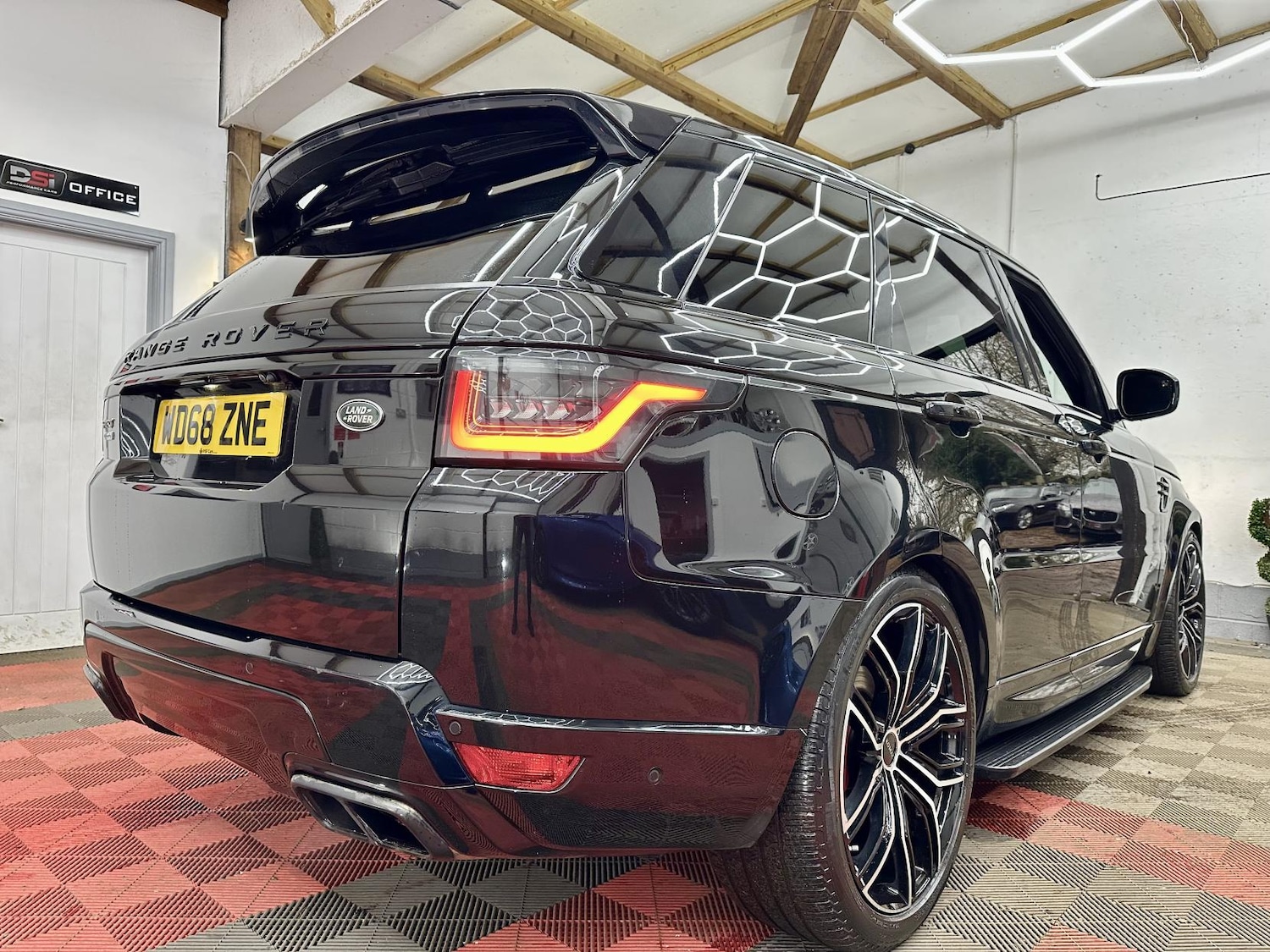 Used Land Rover Range Rover Sport 2019 for sale - 77409903: Photo 16