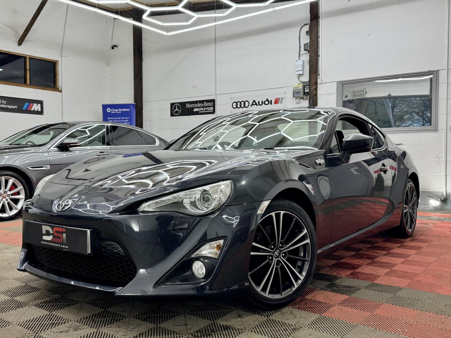 Used Toyota GT86 2014 for sale - 77438777: Photo 3