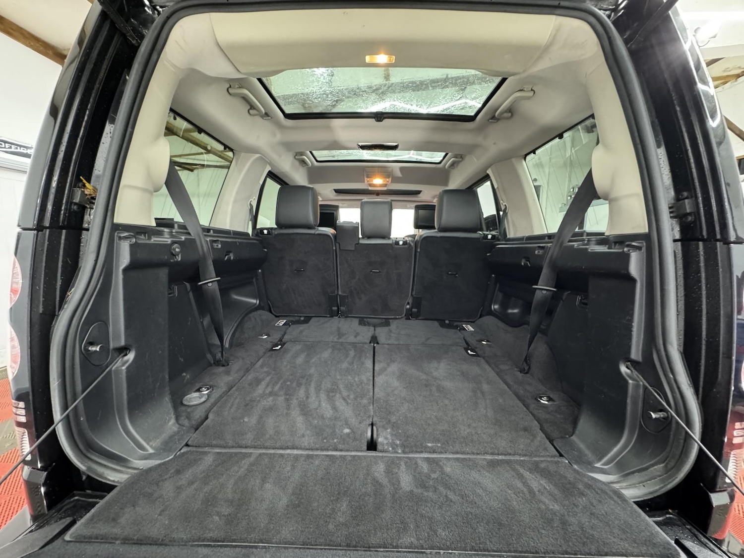 Used Land Rover Discovery 2016 for sale - 76864293: Photo 11