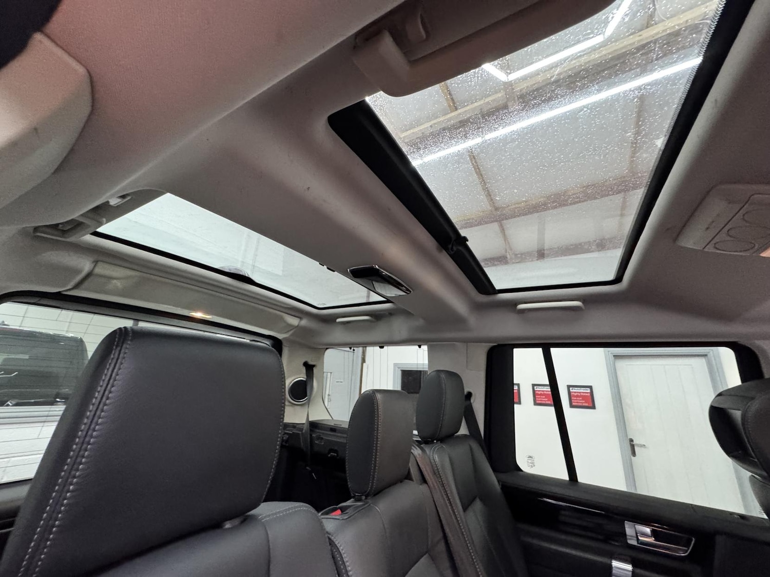 Used Land Rover Discovery 2016 for sale - 76864293: Photo 19