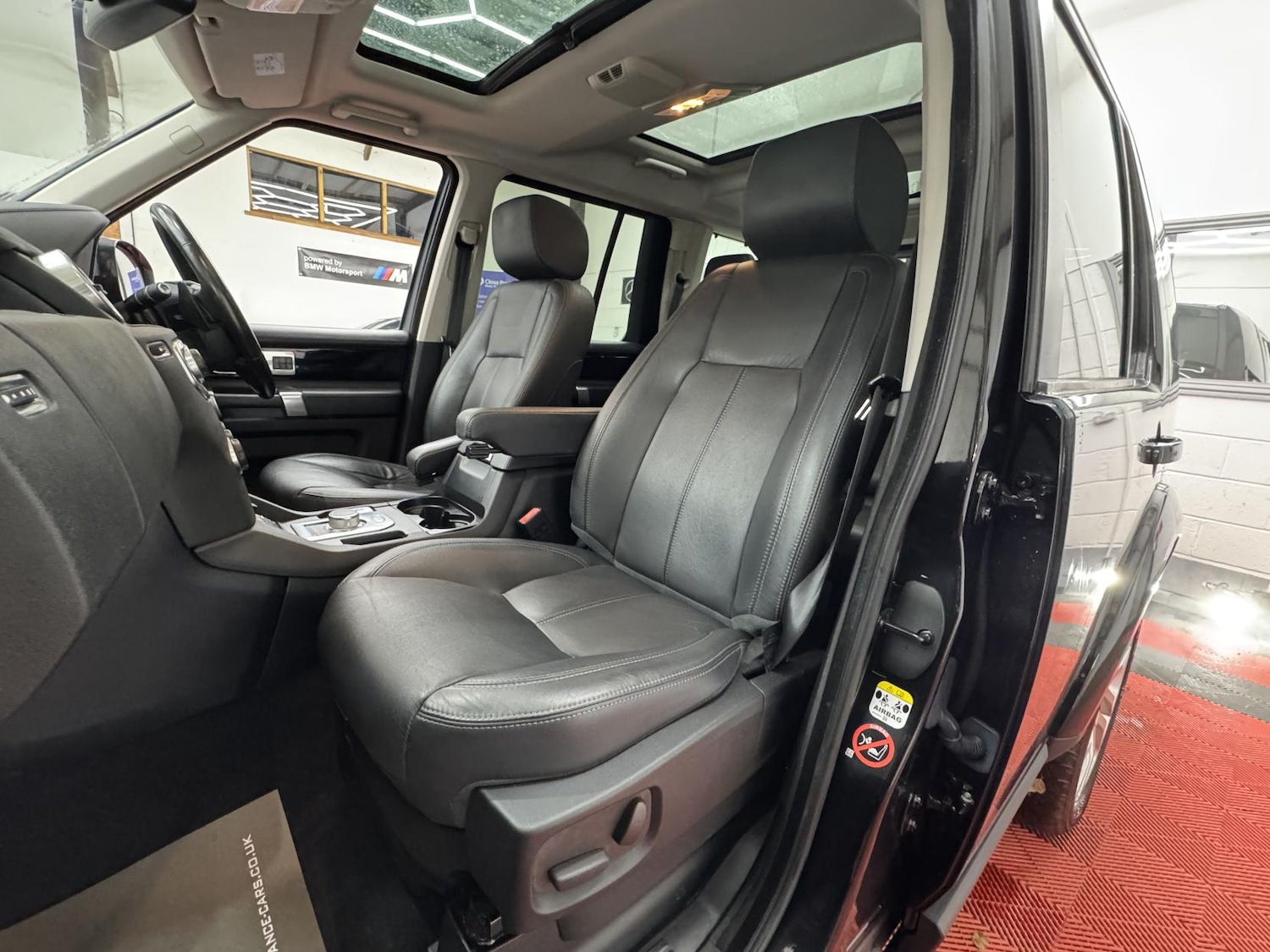 Used Land Rover Discovery 2016 for sale - 76864293: Photo 23