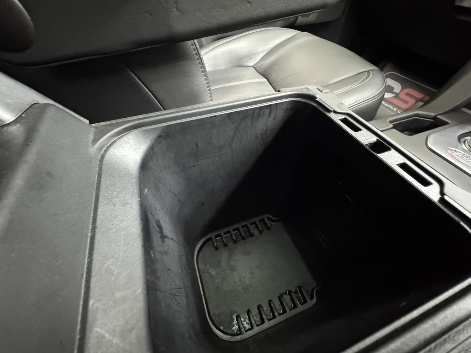 Used Land Rover Discovery 2016 for sale - 76864293: Photo 40