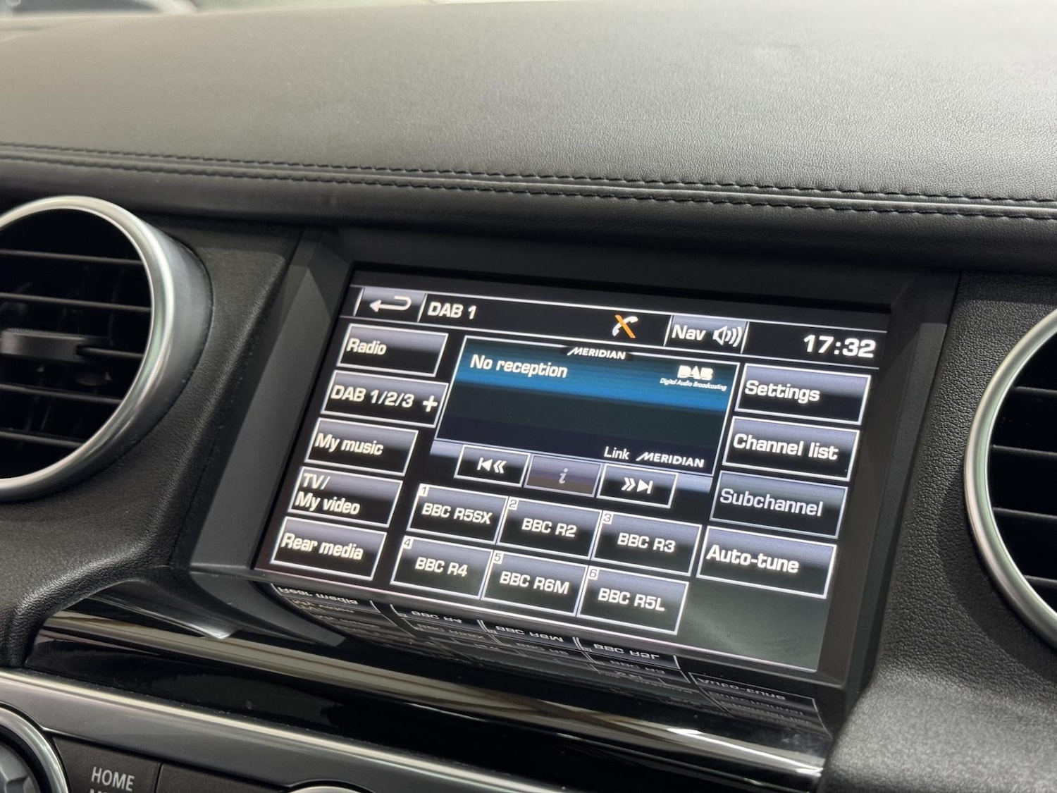 Used Land Rover Discovery 2016 for sale - 76864293: Photo 41