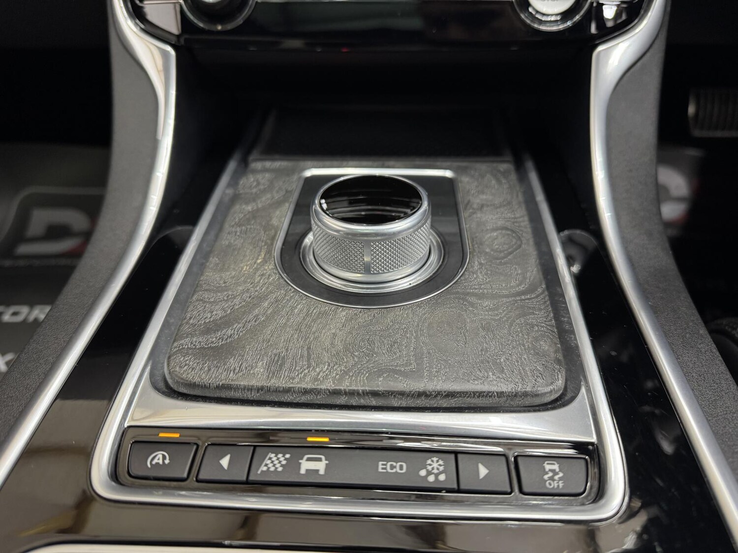 Used Jaguar XE 2016 for sale - 77903524: Photo 40