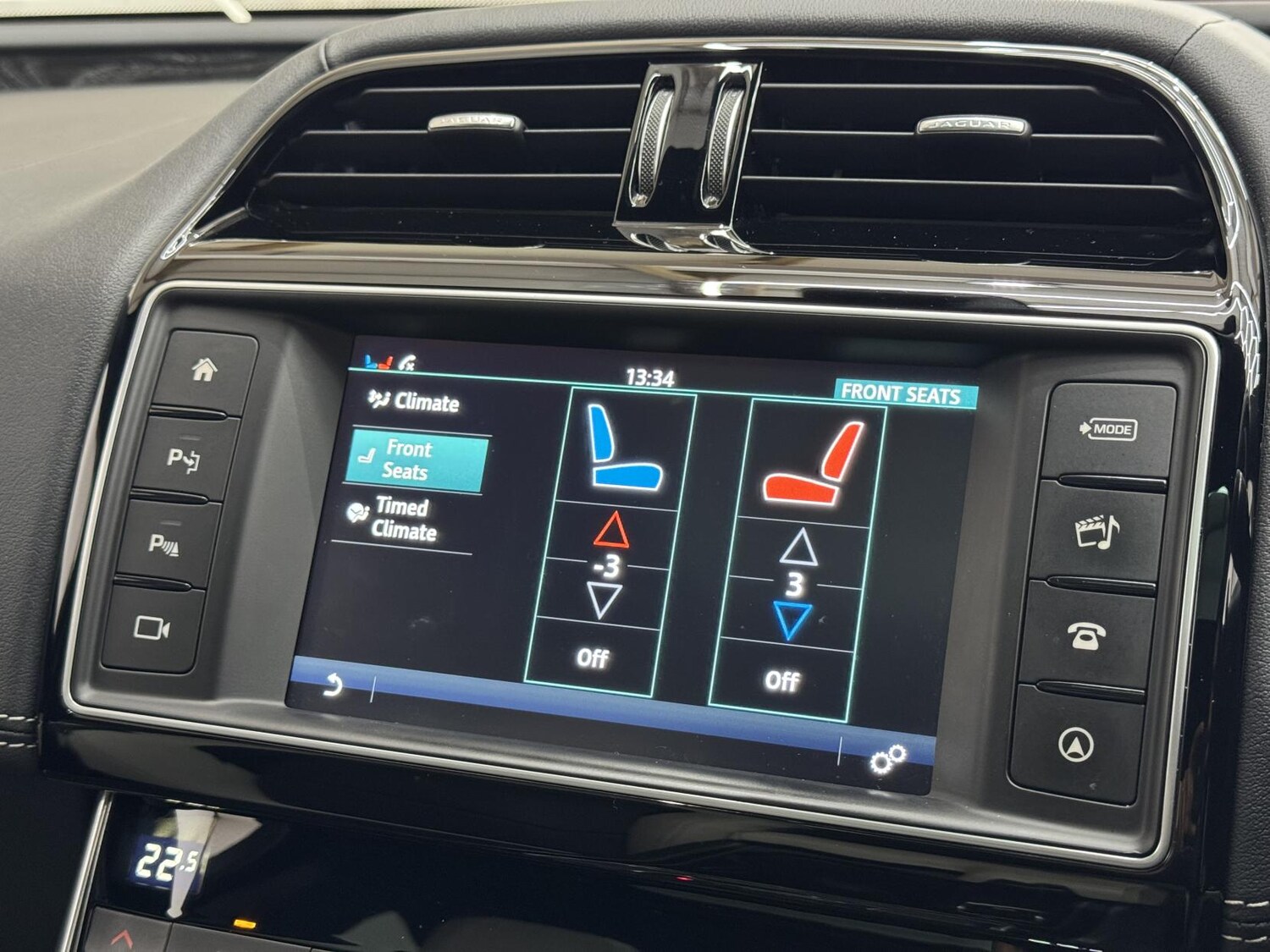 Used Jaguar XE 2016 for sale - 77903524: Photo 48