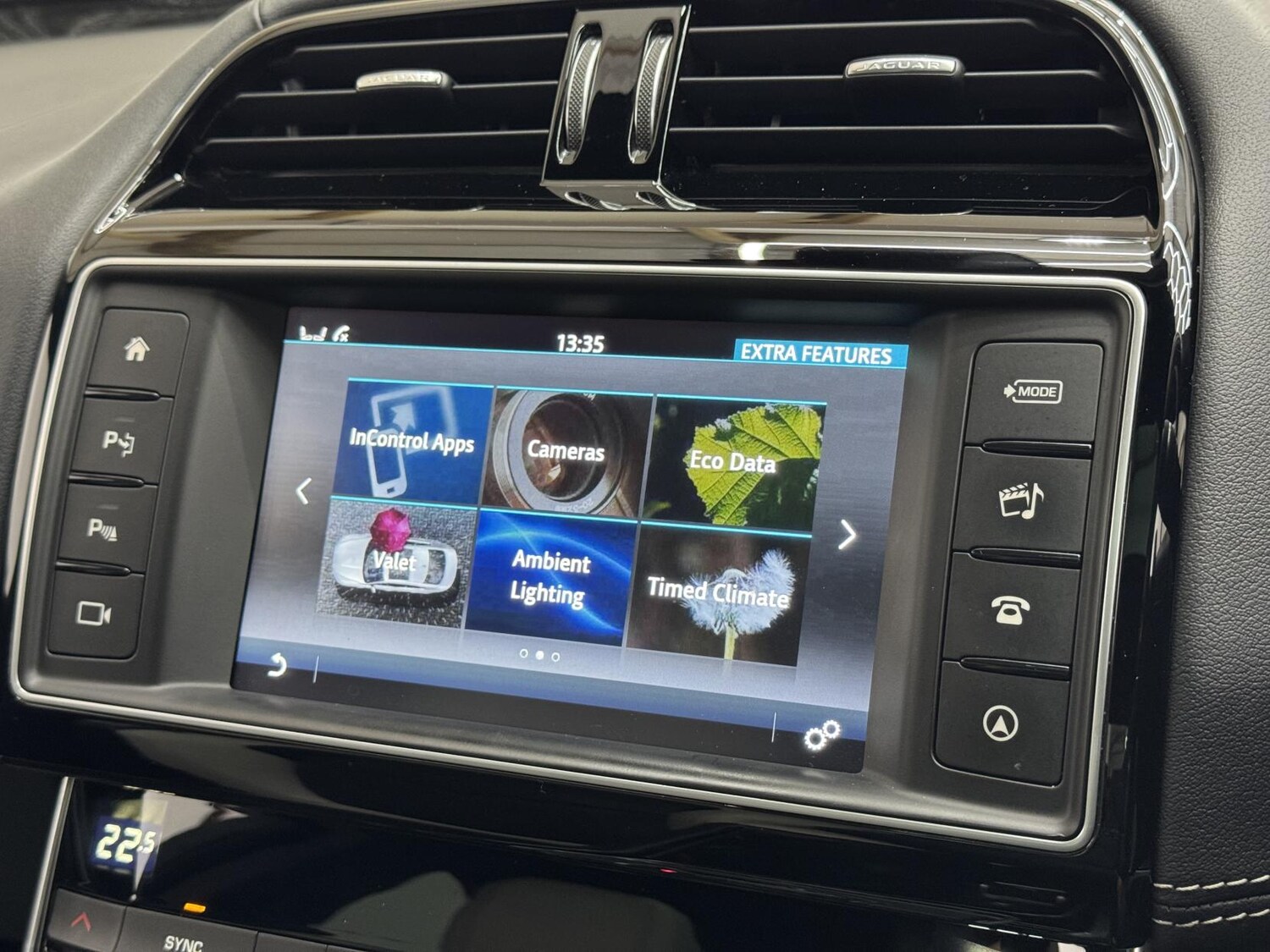 Used Jaguar XE 2016 for sale - 77903524: Photo 49