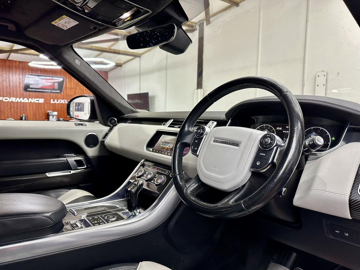 Used Land Rover Range Rover Sport 2017 for sale - 77427557: Photo 18