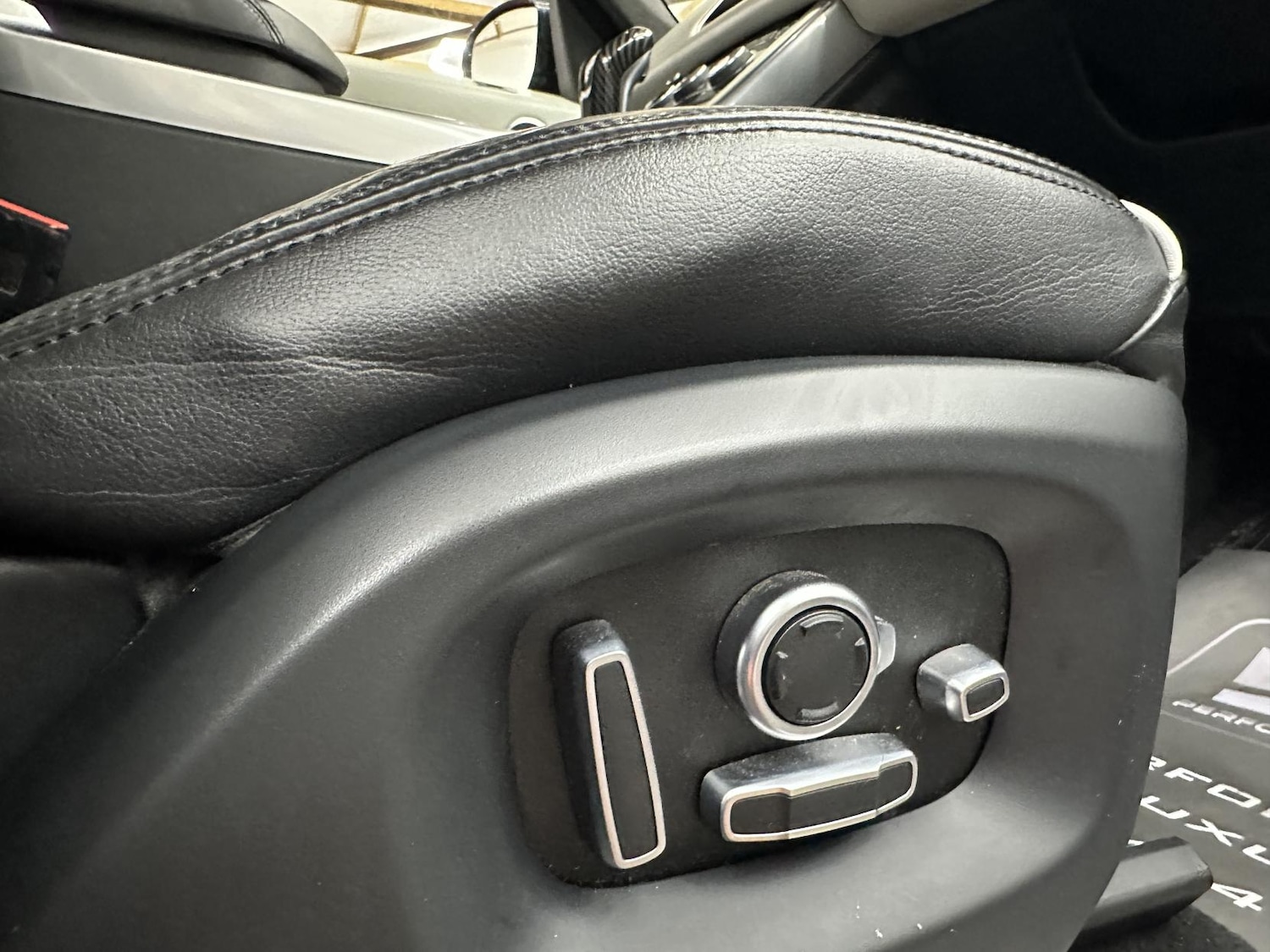 Used Land Rover Range Rover Sport 2017 for sale - 77427557: Photo 25