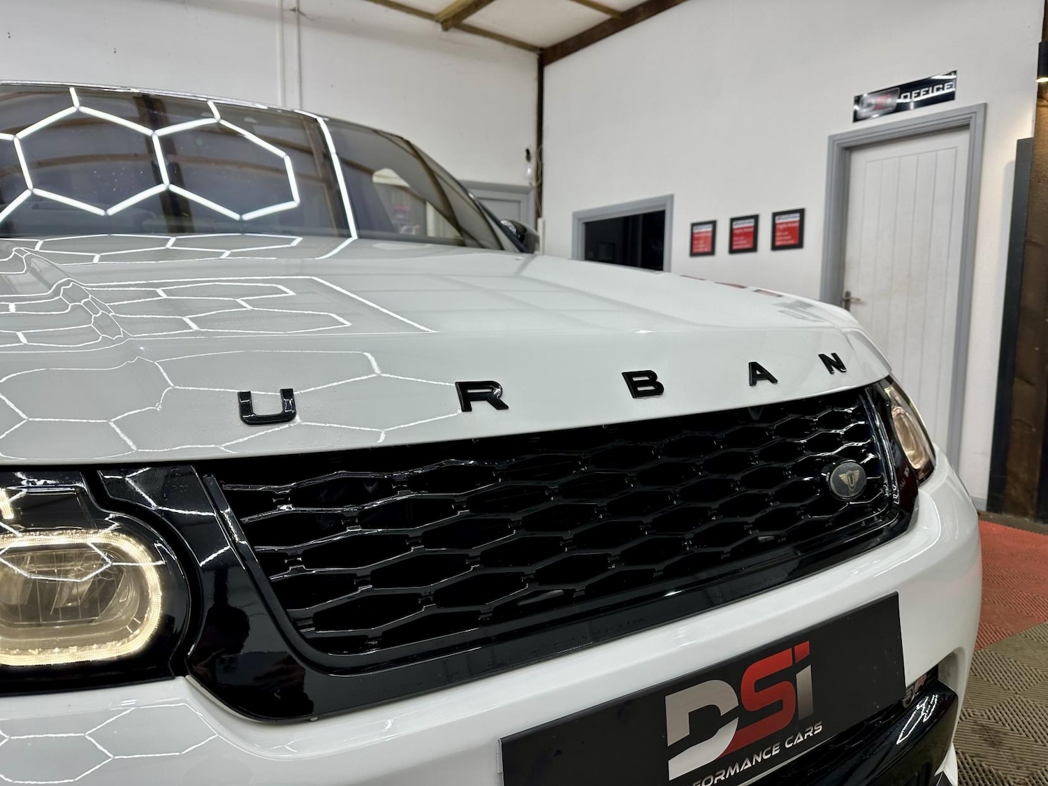 Used Land Rover Range Rover Sport 2017 for sale - 77427557: Photo 7