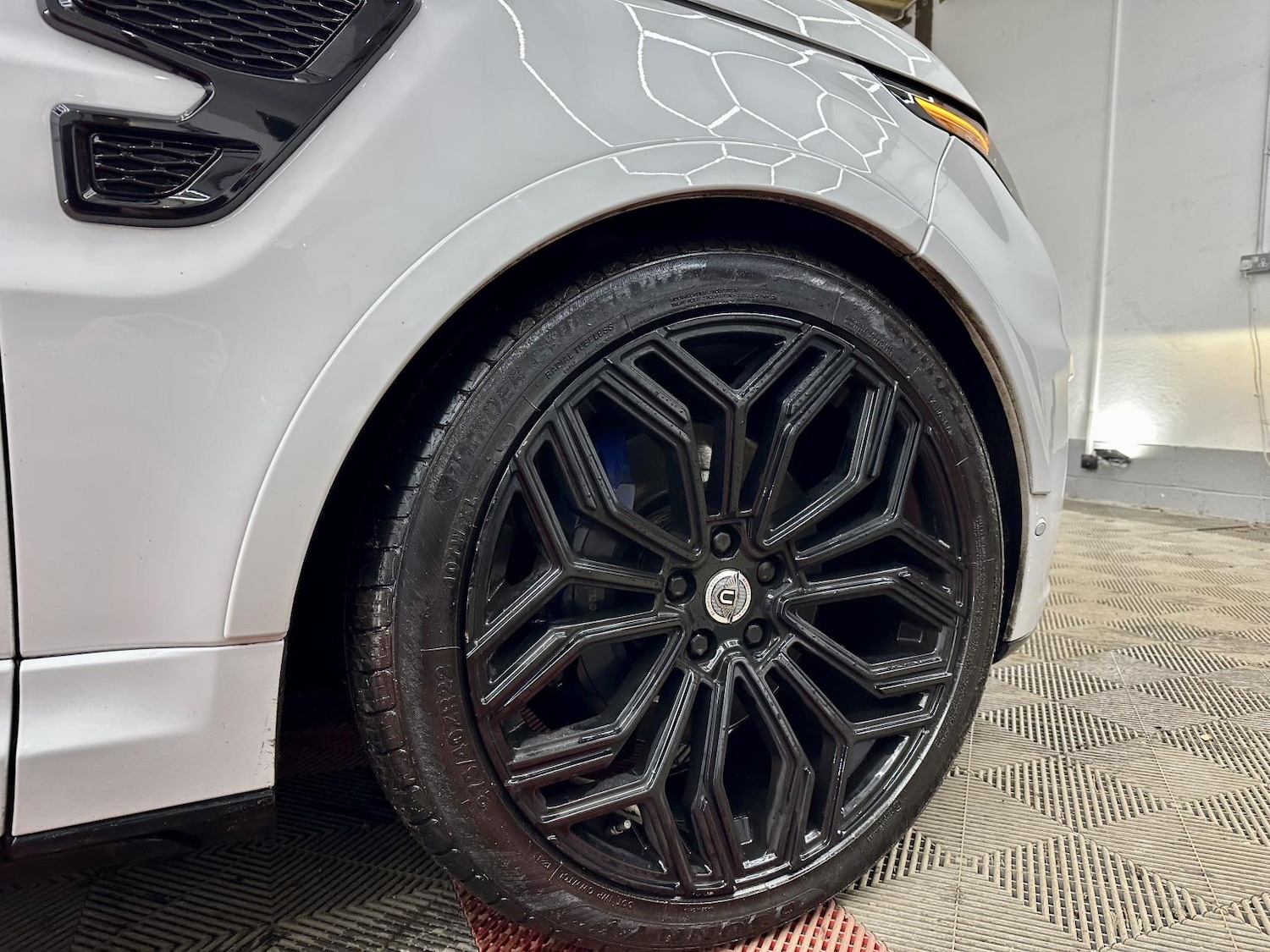 Used Land Rover Range Rover Sport 2017 for sale - 77427557: Photo 9