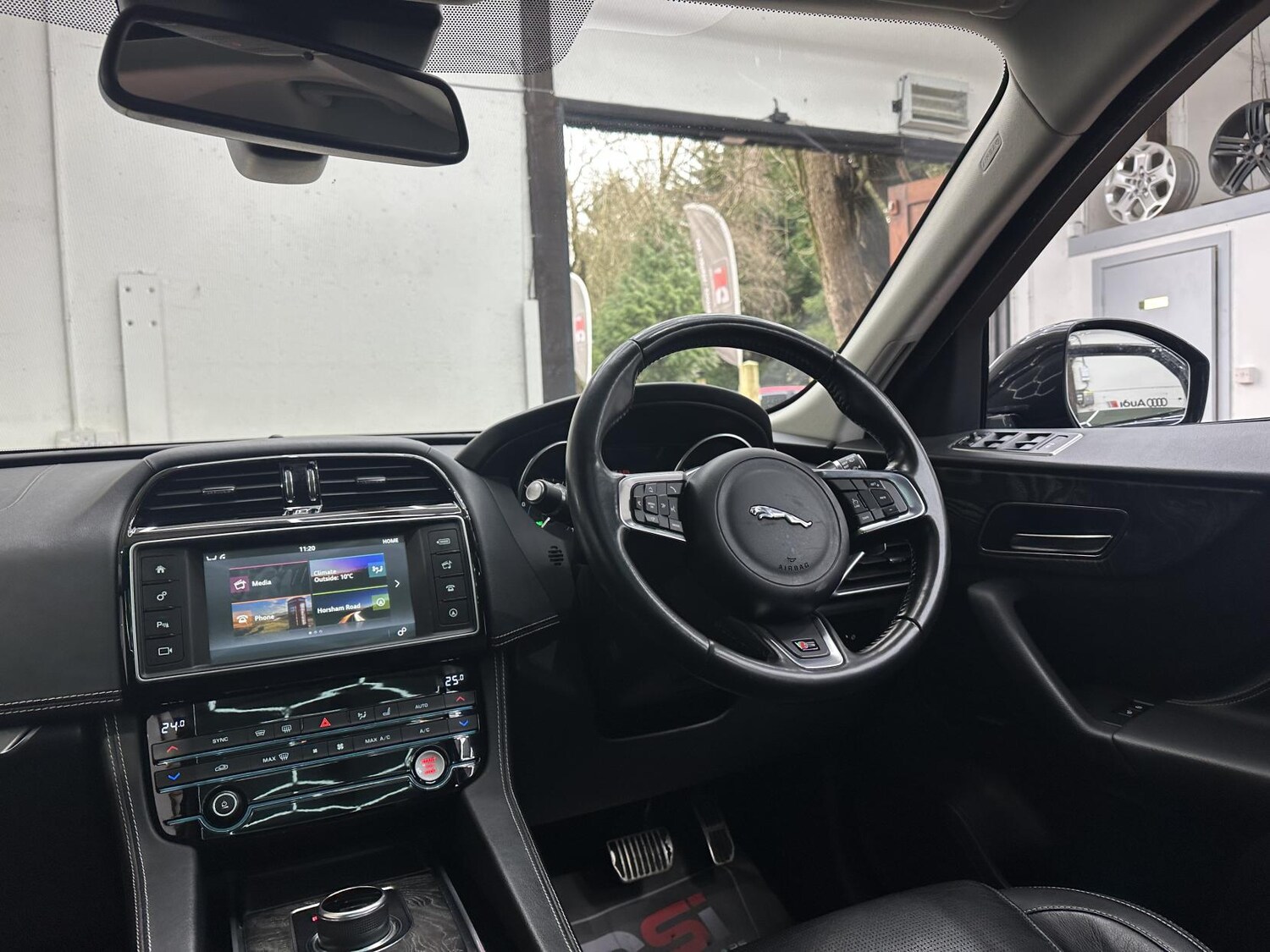 Used Jaguar F-Pace 2016 for sale - 77525793: Photo 29