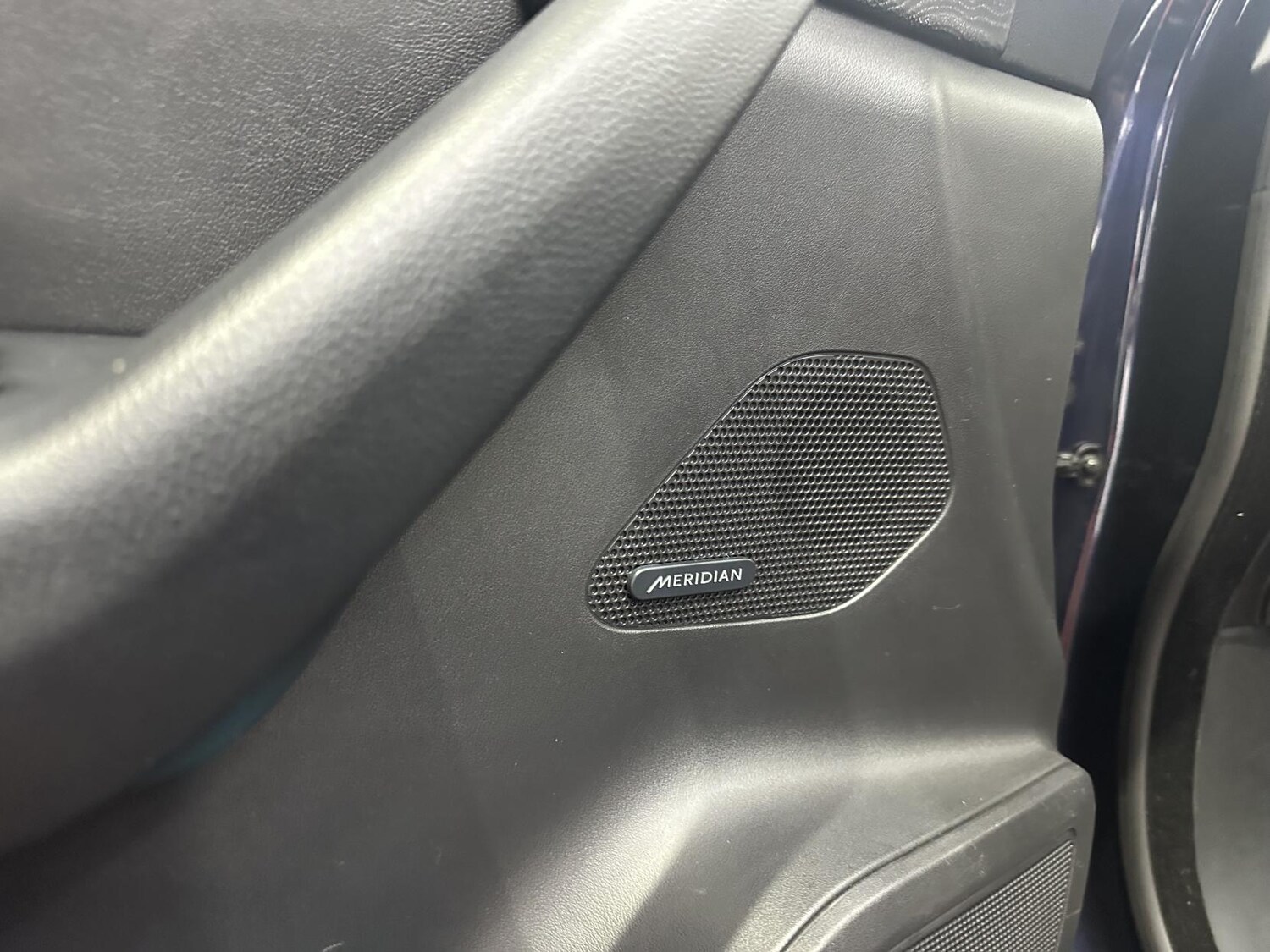 Used Jaguar F-Pace 2016 for sale - 77525793: Photo 39