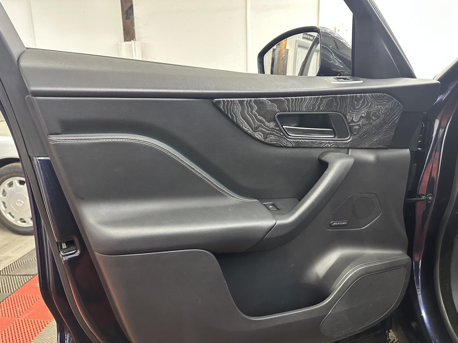 Used Jaguar F-Pace 2016 for sale - 77525793: Photo 40