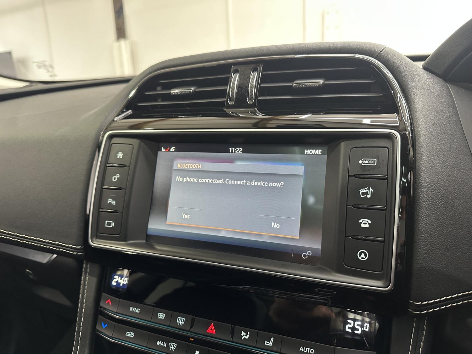 Used Jaguar F-Pace 2016 for sale - 77525793: Photo 44