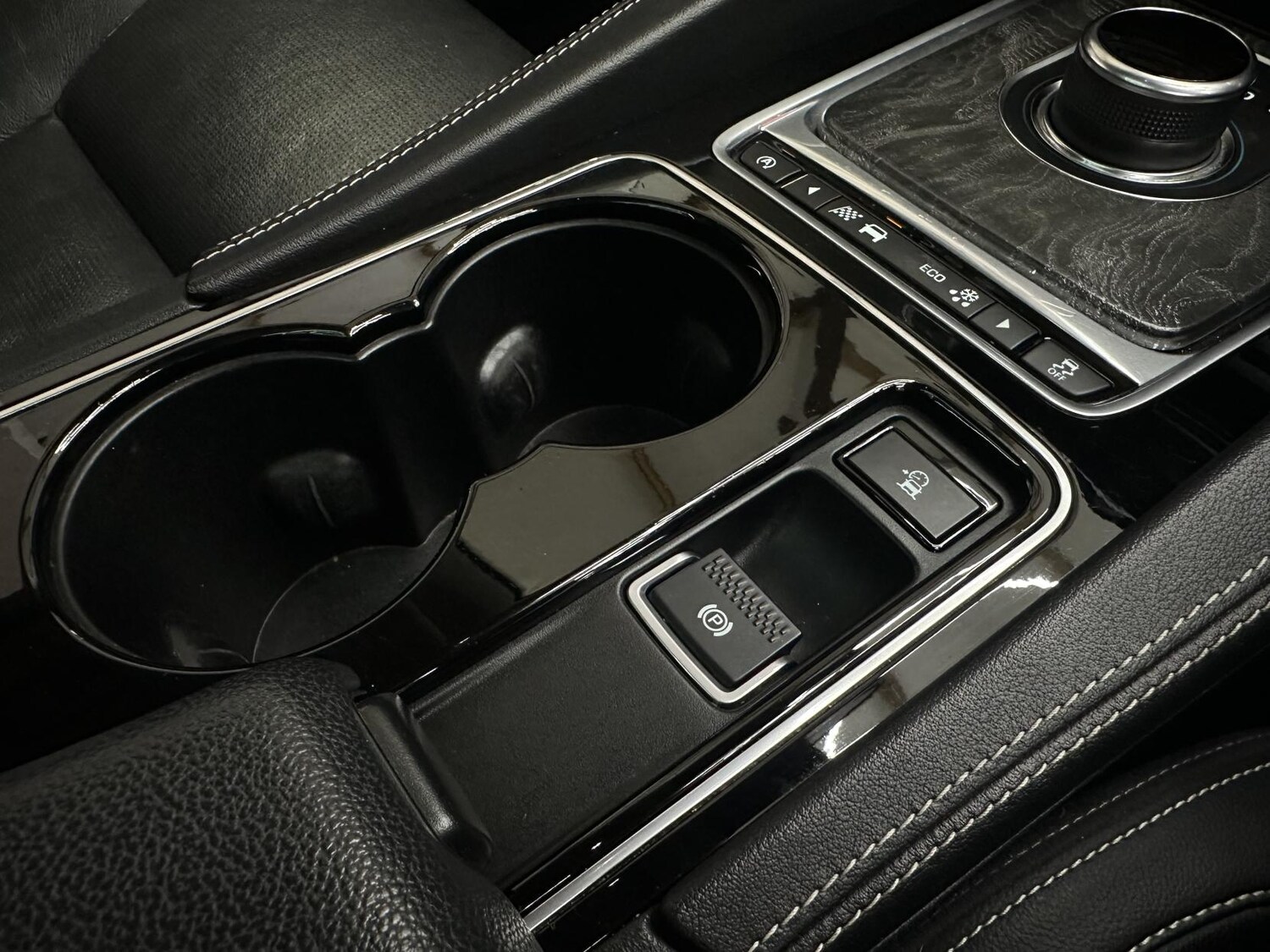 Used Jaguar F-Pace 2016 for sale - 77525793: Photo 50