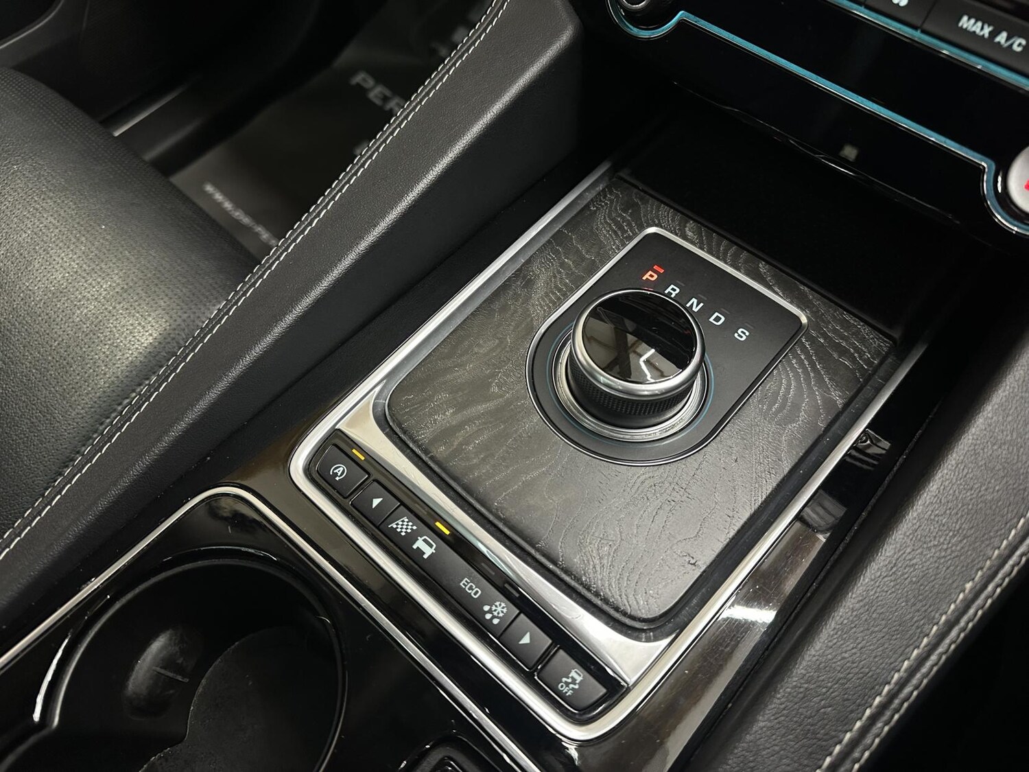 Used Jaguar F-Pace 2016 for sale - 77525793: Photo 51