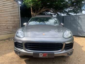 Used Porsche Cayenne 2015 for sale - 74746141: Photo