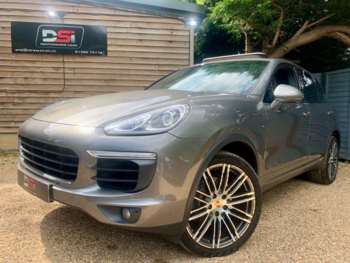Used Porsche Cayenne 2015 for sale - 74746141: Photo